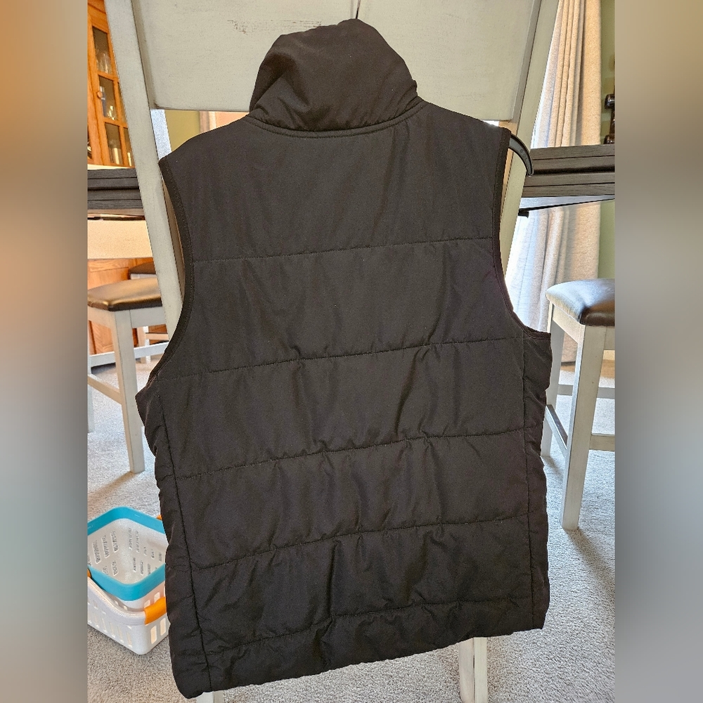 NewBalance vest
